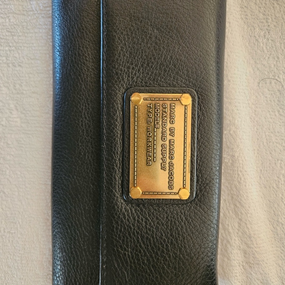 Marc by Marc Jacobs Black Leather Strap with Gold Plate